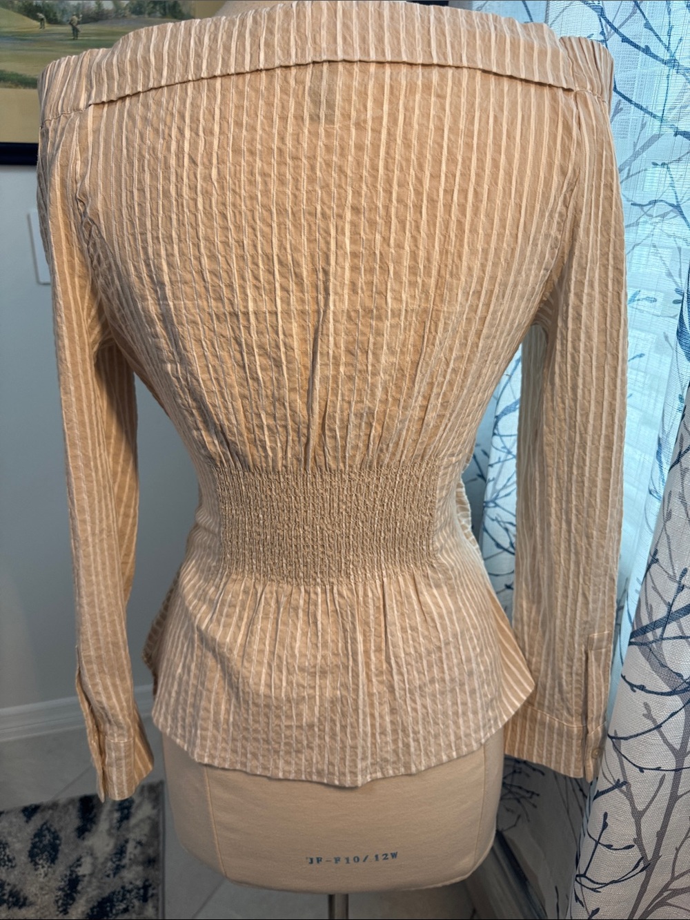 White House Black Market Striped Ruched Blouse in Beige & White Size 6 Like New - Picture 2 of 7